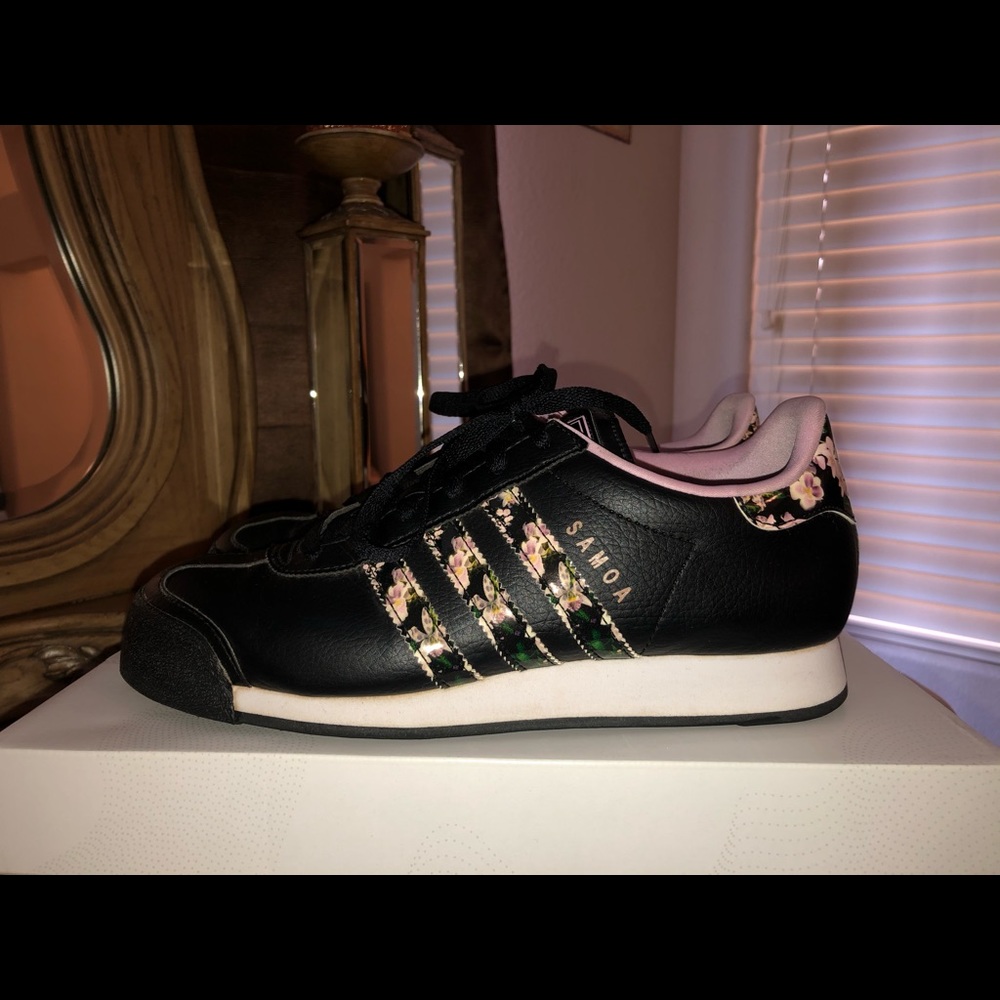 Women’s Adidas shoes